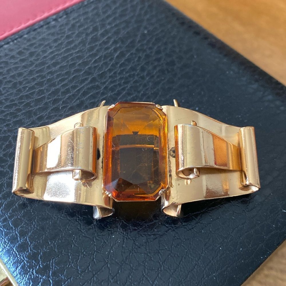 Coro Gold-Tone Brooch with Amber Glass Stone